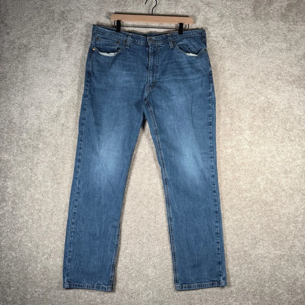 Levi's 541 Athletic Taper Men's 38x32 Blue Denim Jeans Medium Wash Stretch